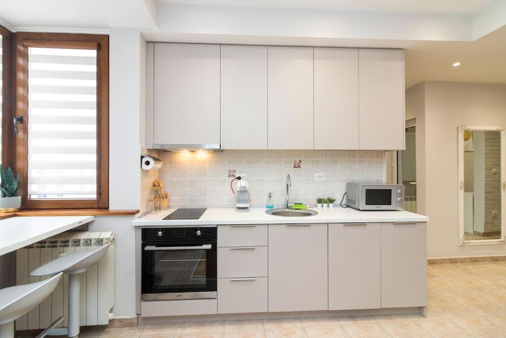 Spacious Aristocratic Apt. With A Colourful View София Екстериор снимка