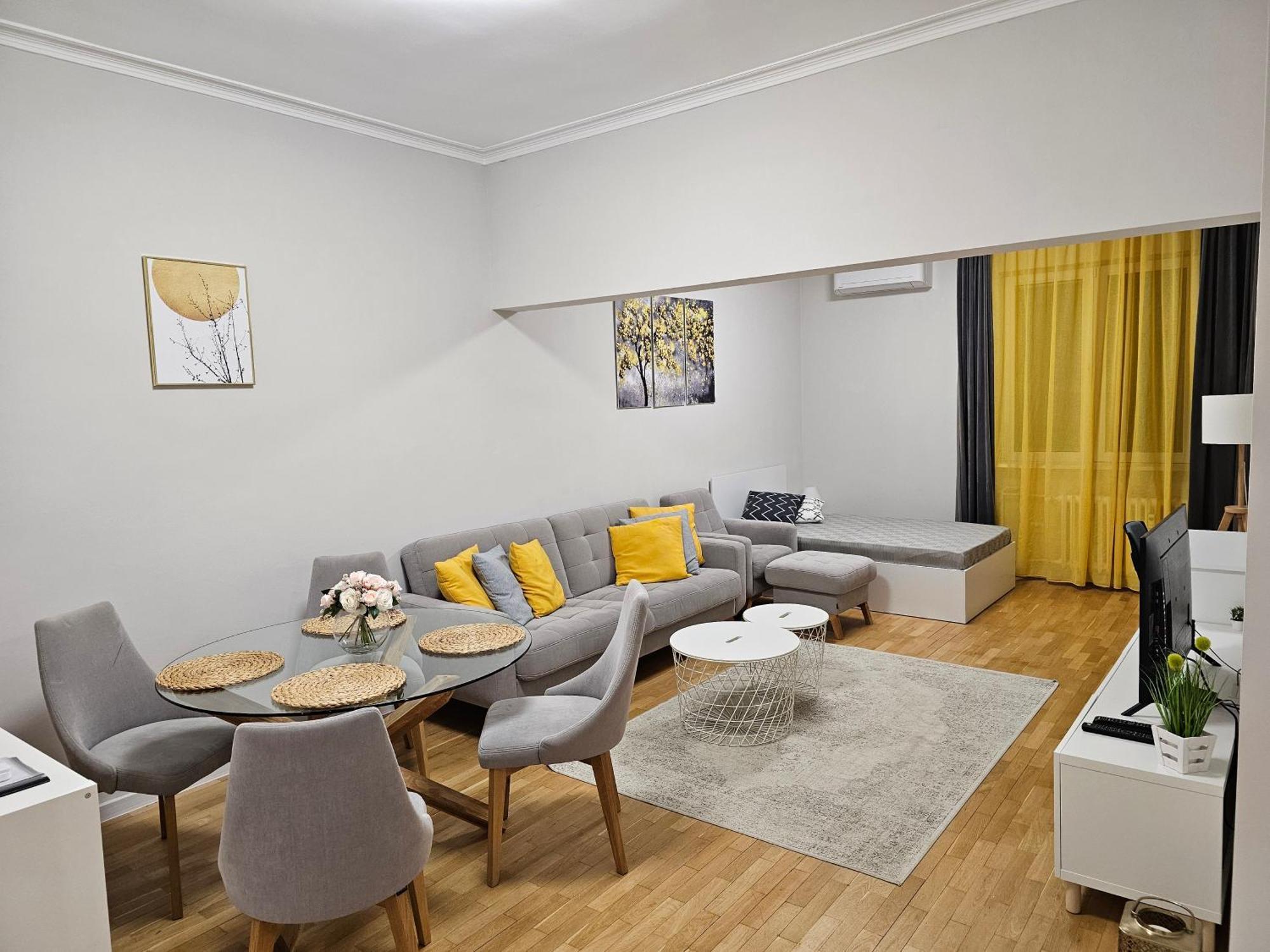 Spacious Aristocratic Apt. With A Colourful View София Екстериор снимка